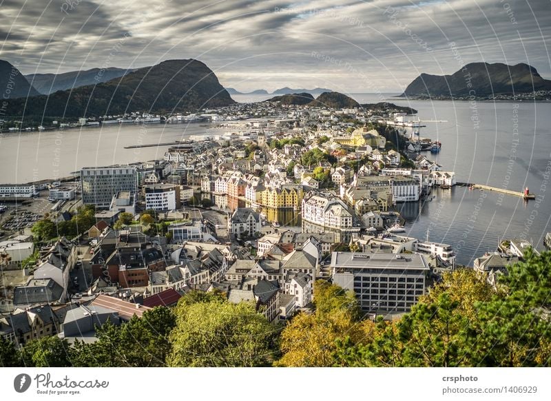 Alesund, Norge Fjord Small Town House (Residential Structure) Tourist Attraction Identity Norway Norway 2015 alesund Arctic Ocean Colour photo Exterior shot