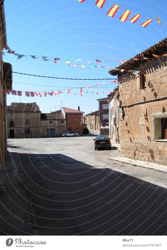 siesta Spain Flag Summer Hot House (Residential Structure) Empty Places Extinct Shadow Siesta Motor vehicle Traffic infrastructure Derelict Way of St James