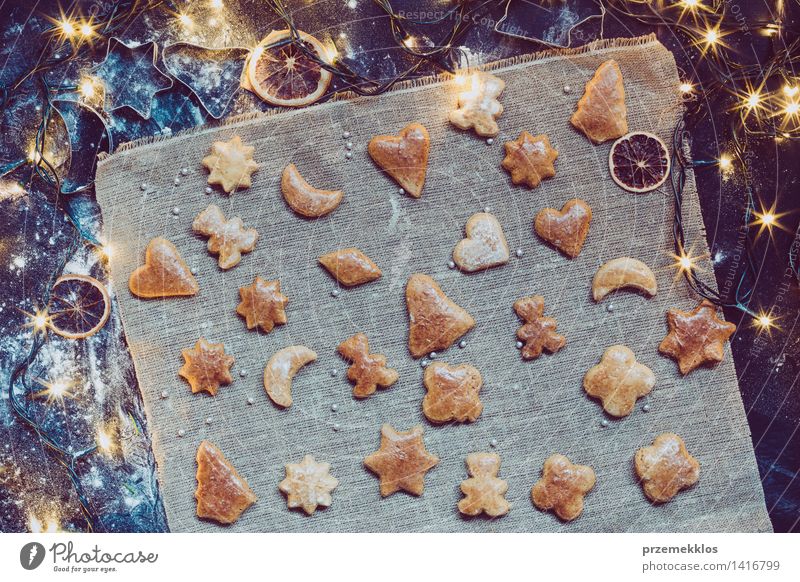 Making the Christmas cookies Table Make Flour Gingerbread Home-made Preparation Light Decoration Colour photo Interior shot Deserted Bird's-eye view Baking