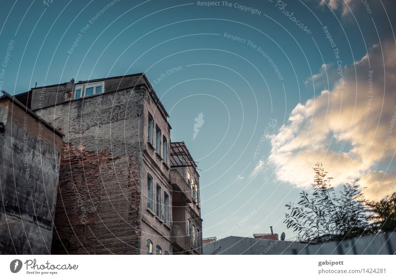 Istanbul Sky Clouds Sun Autumn Winter Turkey Village Outskirts House (Residential Structure) Building Architecture Wall (barrier) Wall (building) Facade Blue