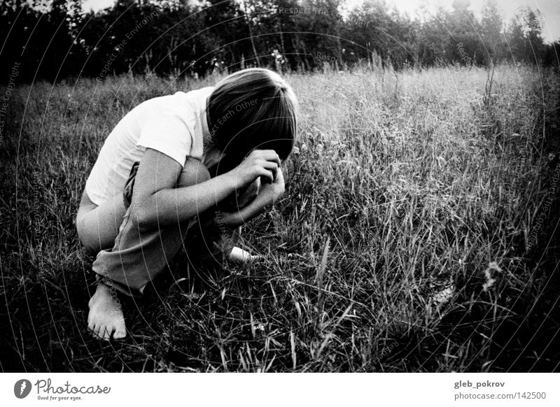 liqiud. Girl Grass Clothing Pants Legs Hair and hairstyles Steppe Trash Black & white photo Light Light (Natural Phenomenon) Human being Woman trousers accela