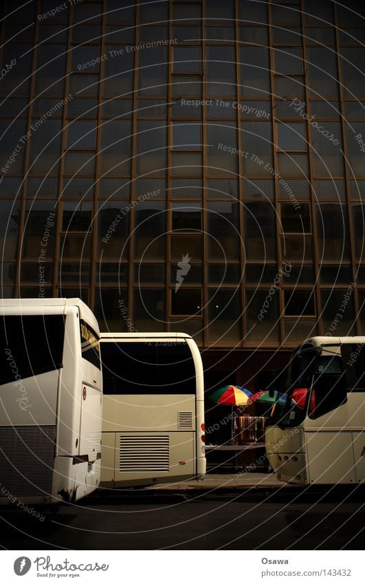 gap in the market Palermo Sicily Italy Street White Bus Public service bus Markets Empty Stalls and stands Market stall Sunshade Umbrellas & Shades