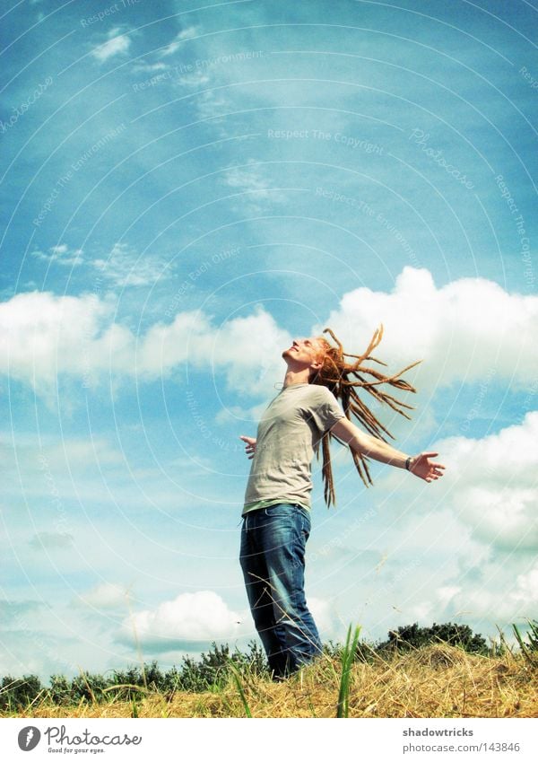 fresh air Wilderness Green Meadow Hill Clouds Cyan Breathe Air Airy Man Fellow Dreadlocks Red T-shirt Summer Summery Contentment Long-haired Sunbeam