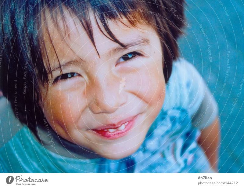 Glad to see you. Child Friendliness Portrait photograph Human being Laughter Boy (child) Grinning Face