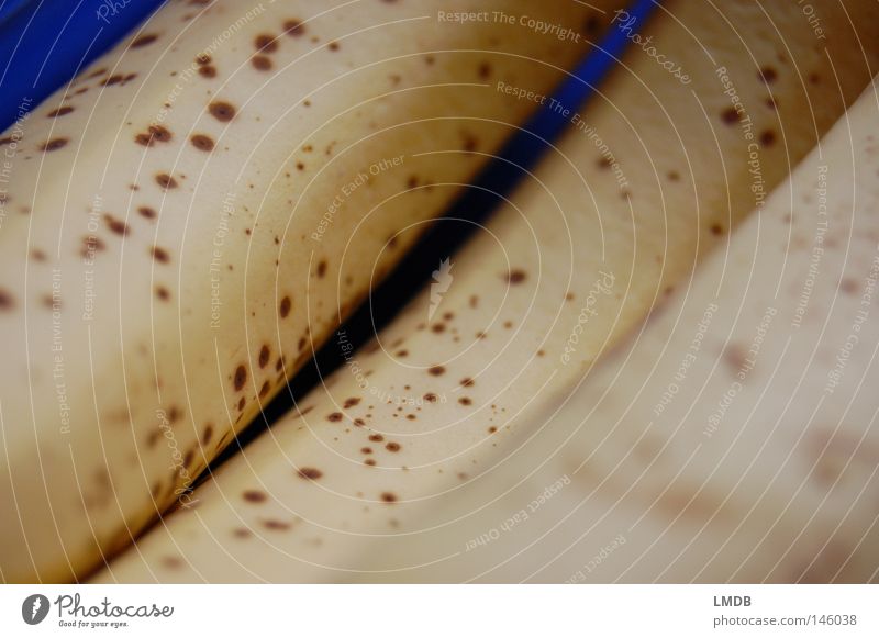 all Banana Freckles Yellow OK Spotted Brown Delicious 3 Fruit Patch LMDB Point Dappled Nutrition Close-up Macro (Extreme close-up) Blue