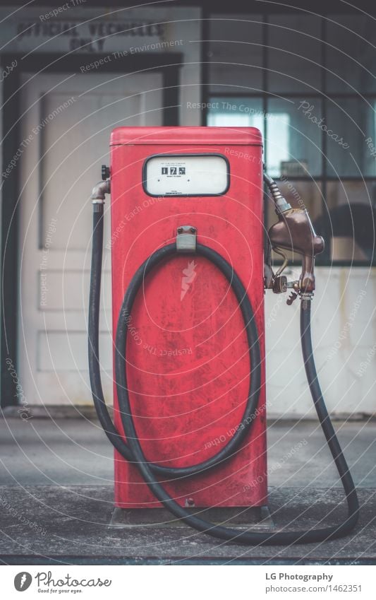 Vintage Fuel Pump Body Environment Building Transport Dirty Historic Energy Nostalgia Obsolete Old fashioned america americana Antique artifacts cash cost