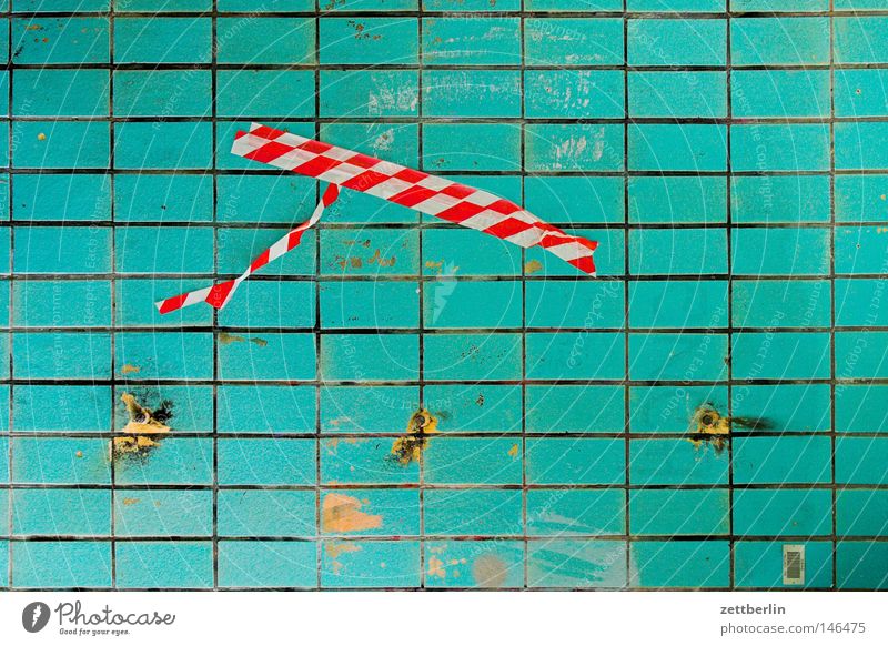 Yorck Street Tile Craftsperson Construction site Barrier Work and employment Derelict Things tile layers