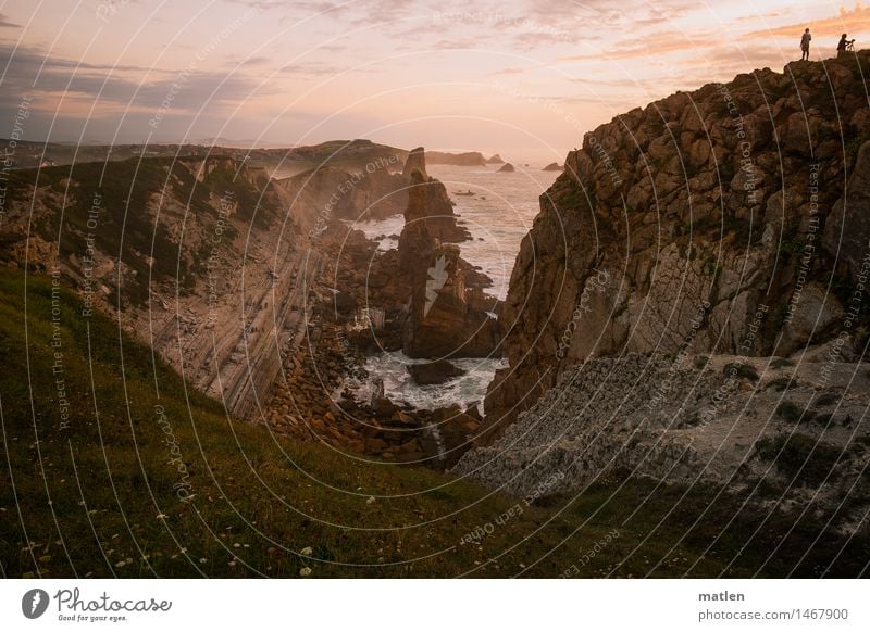 climber and two photographers Human being 3 Nature Landscape Sky Clouds Horizon Sunrise Sunset Weather Beautiful weather Grass Hill Rock Coast Beach Reef Ocean