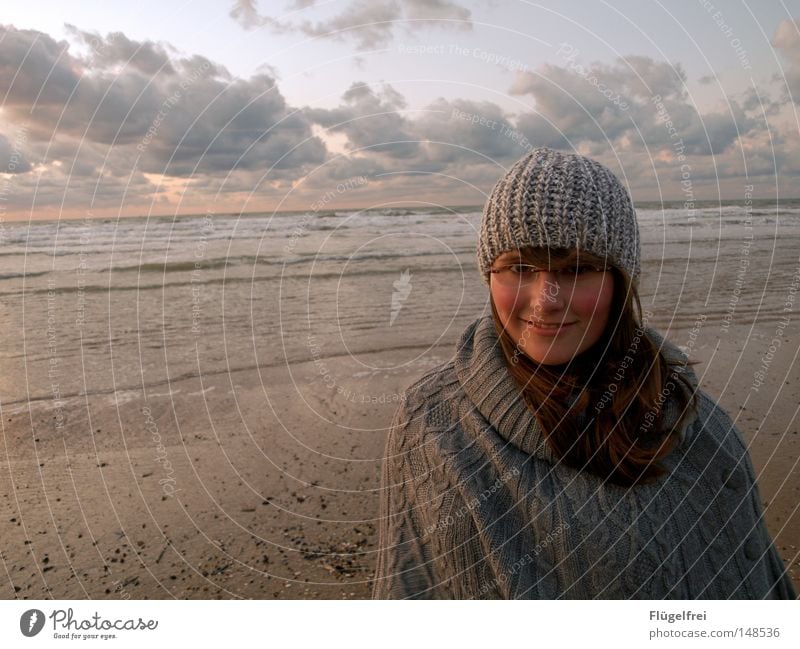 A day without a smile is a lost day Joy Happy Hair and hairstyles Contentment Freedom Beach Ocean Waves Feminine Youth (Young adults) Sand Sky Clouds Horizon