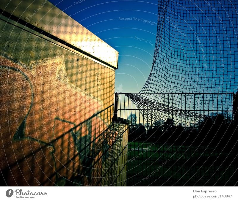 RANDOM Graffiti Net Shadow No idea Sporting grounds Sky Blue Beautiful vignette