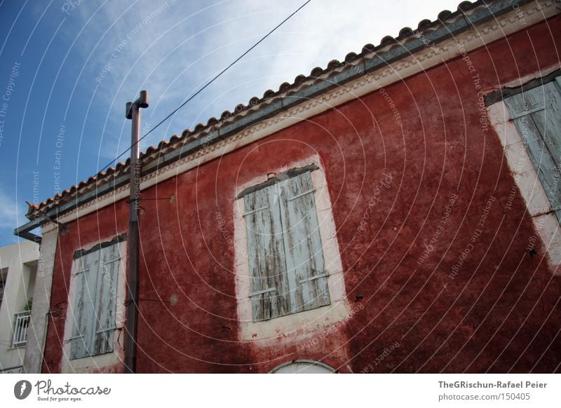 a house in the middle of the street House (Residential Structure) Red Window Blue Sky Greece Vacation & Travel Build Architecture Art Old Multicoloured