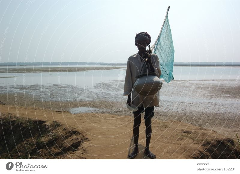 Fisherman with flag Doomed India Panorama (View) Fishermen at sea Poverty no hope Large