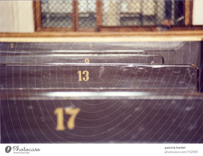 [HL08] 9, 13, 17, ? Colour photo Subdued colour Interior shot Detail Deserted Day Shallow depth of field Lottery Room Funeral service Church Wood