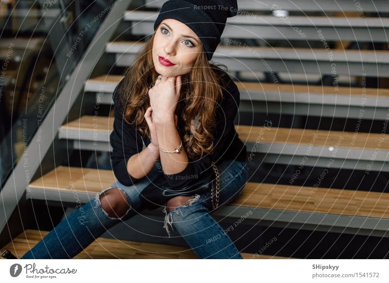 Young woman sitting in office buinding Lifestyle Beautiful Face Reading Desk Work and employment Profession Office Financial Industry Business Career