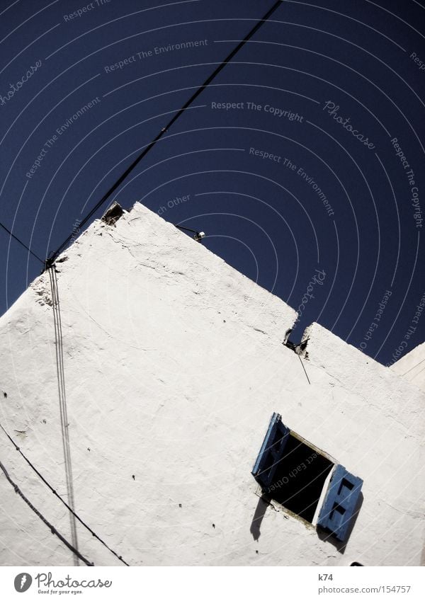 Essaouira House (Residential Structure) Window Ventilate Simple Cable Electricity Poverty Simplistic Wired Shutter Morocco Geometry Architecture Africa