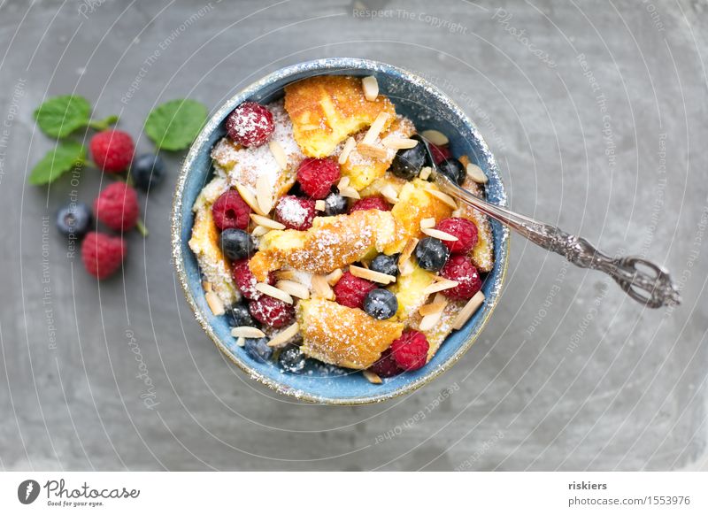 Kaiserschmarrn ii Food Dessert Pancake Nutrition Breakfast Lunch Fresh Beautiful Delicious Multicoloured wild berries Colour photo Interior shot Deserted