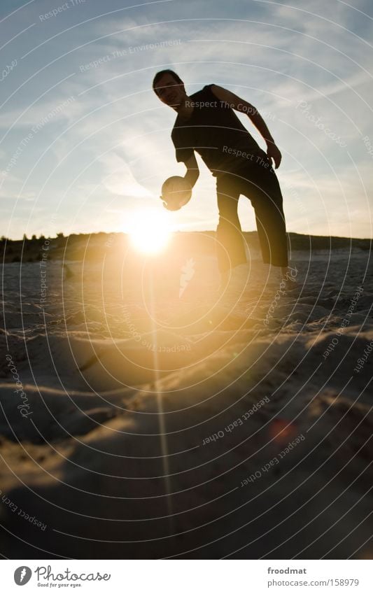 beach volleyball Silhouette Sand Beach Sun Back-light Youth (Young adults) Cool (slang) Warmth Athletic Evening Sunset Volleyball (sport) Sky Man Barefoot Ball