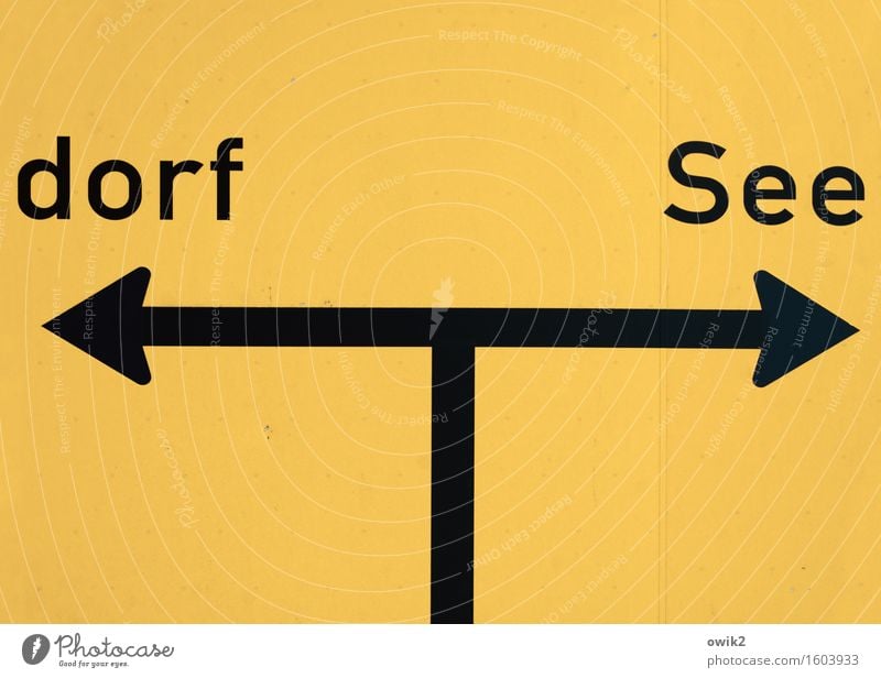 Clearly arranged Transport Lanes & trails Road sign Characters Arrow Road marking Simple Yellow Black Trend-setting Direction Junction Decide either or Modest