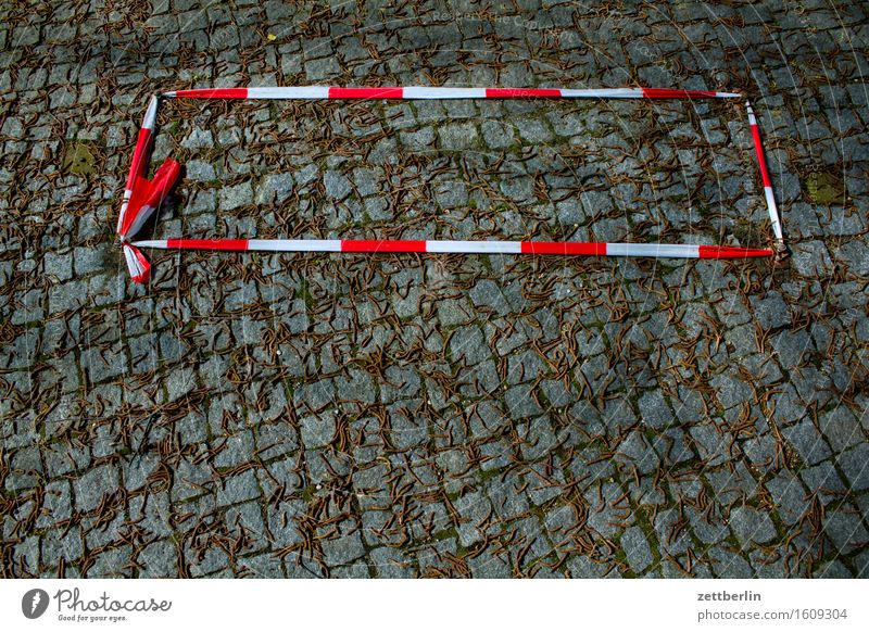 About two square meters Barrier String Closed Red-light district Paving stone Cobblestones Sidewalk Places Pave Reddish white Communication