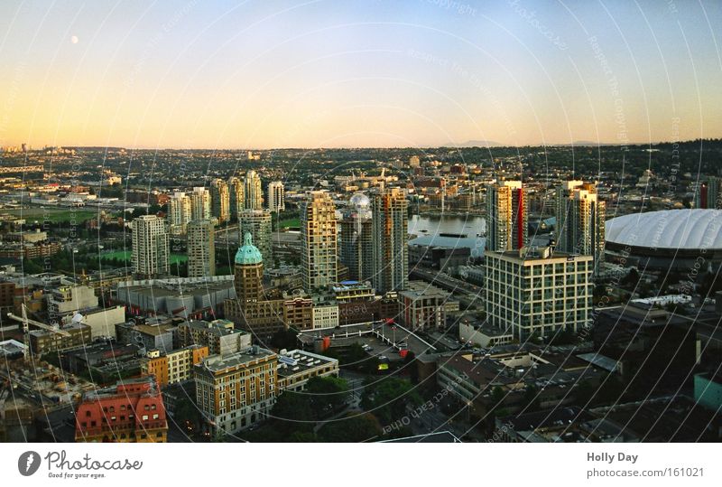 Moon over Vancouver Canada Town High-rise Sky Skyline Downtown Beautiful weather Colour Port City Sunset Cloudless sky Clear sky Color gradient Copy Space top