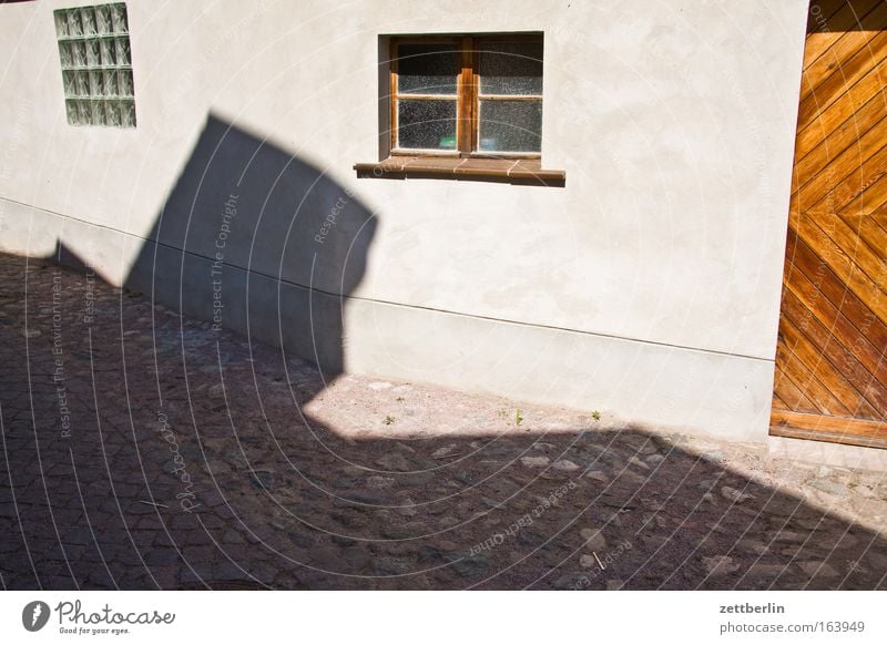 Werder/Havel Town Village Alley Street Road traffic House (Residential Structure) Garage Building Window Door garage door Summer Shadow Light