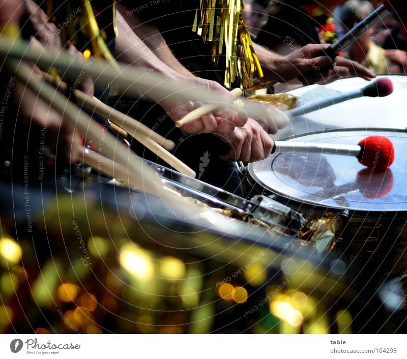 bloco explosão Multicoloured Exterior shot Close-up Sunlight Motion blur Shallow depth of field Lifestyle Exotic Joy Happy Event Music Feasts & Celebrations