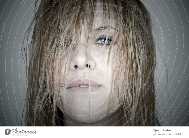 I dance in the rain Colour photo Interior shot Artificial light Flash photo Light Wide angle Portrait photograph Looking Looking into the camera Forward