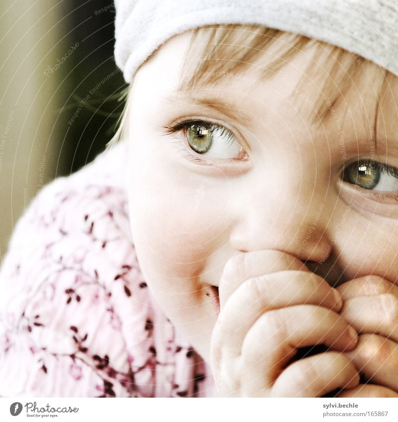 what am I gonna do next? Happy Face Contentment Calm Child Toddler Girl Eyes Hand Fingers Observe Discover Glittering Smiling Looking Sit Happiness Curiosity