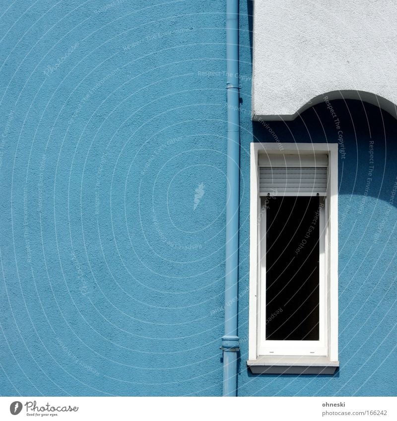 Blue and white like lieb´ich you Colour photo Exterior shot Copy Space left Day Shadow Central perspective House (Residential Structure) Building Architecture