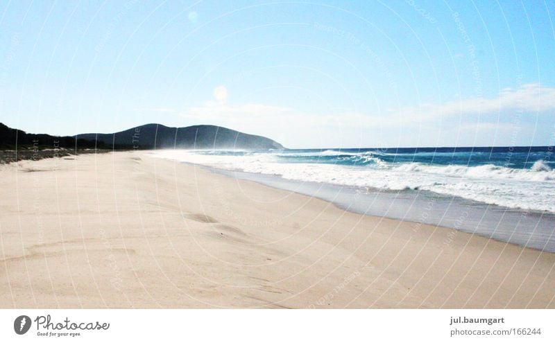 Beach Booti Booti N.P. Colour photo Exterior shot Deserted Day Light Silhouette Long shot Nature Landscape Elements Sand Air Water Sky Summer Beautiful weather