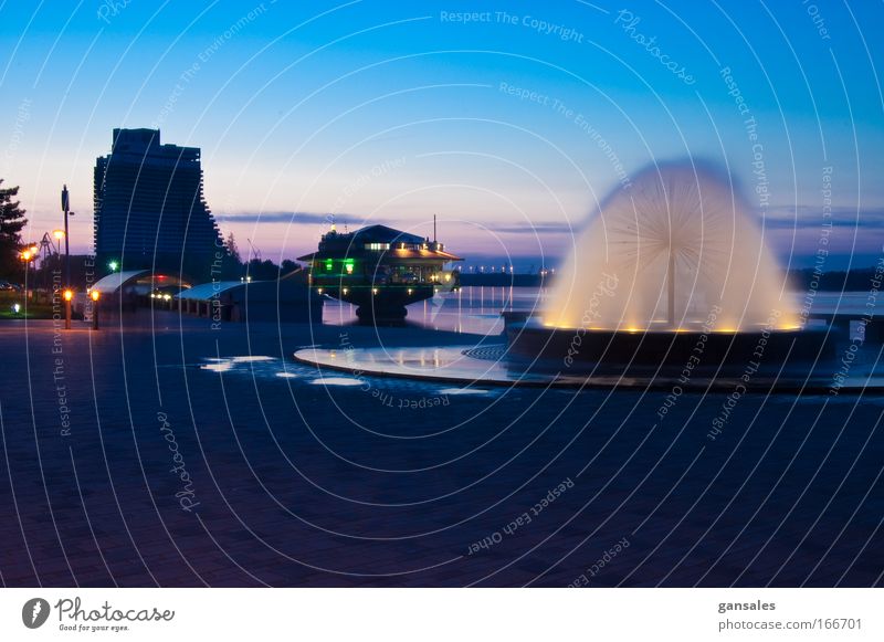 night quay Colour photo Exterior shot Deserted Dawn Evening Night Light Contrast Reflection Back-light Long exposure Deep depth of field Long shot