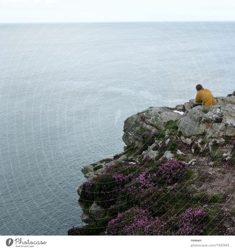 distant view Colour photo Copy Space left Copy Space top Coast Ocean Infinity Calm Contentment Loneliness Relaxation Horizon Sadness Wanderlust Looking