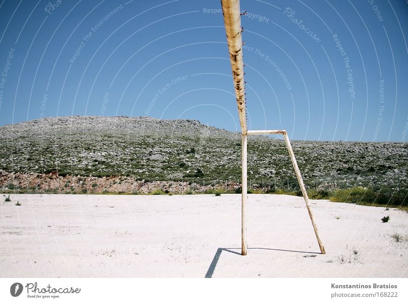 40° in the shade Colour photo Exterior shot Deserted Copy Space left Copy Space bottom Day Sunlight Central perspective Leisure and hobbies Playing Ball sports