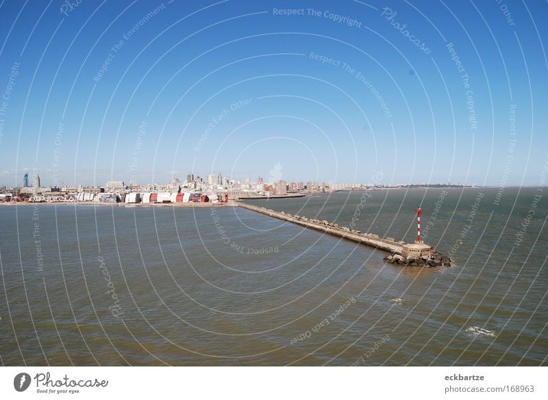 Montevideo Colour photo Exterior shot Deserted Copy Space top Copy Space bottom Day Bird's-eye view Long shot Skyline House (Residential Structure) High-rise