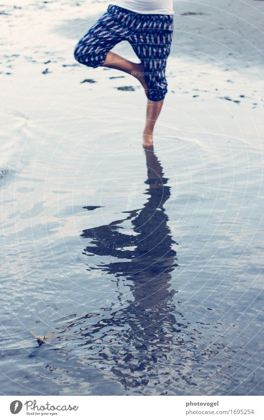 Sea Yoga Healthy Fitness Wellness Life Well-being Contentment Relaxation Calm Meditation Leisure and hobbies Beach Ocean Human being Feminine Young woman