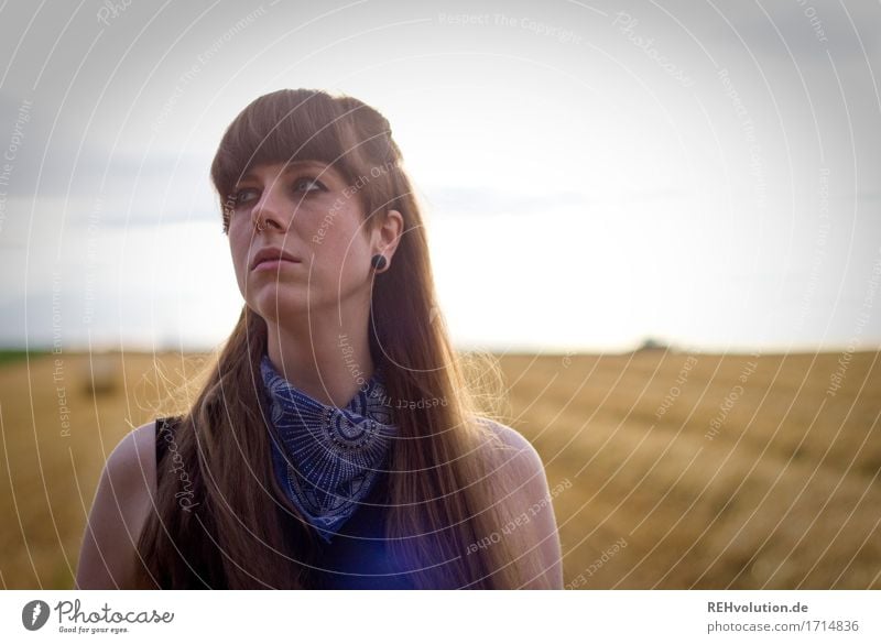 Carina in the field. Style Human being Feminine Young woman Youth (Young adults) Woman Adults Face 1 18 - 30 years Environment Nature Landscape Sky Summer Field