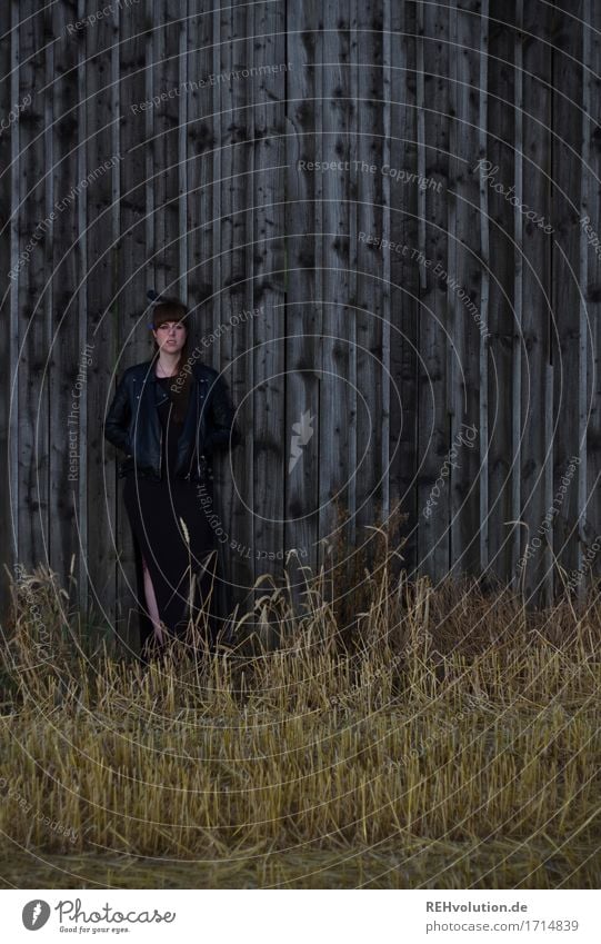 Carina in front of the barn. Human being Feminine Young woman Youth (Young adults) 1 18 - 30 years Adults Environment Nature Field Wall (barrier)