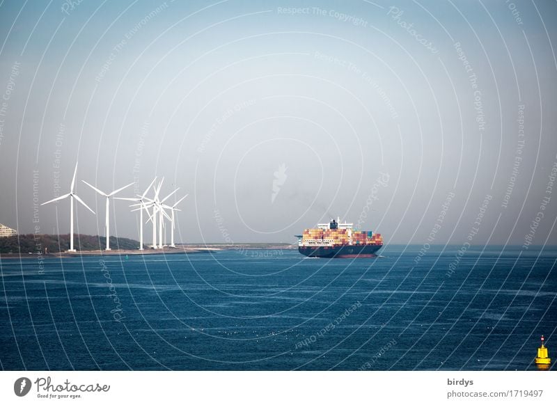 Freight traffic at the Hoek van Holland Economy Trade Services Energy industry Renewable energy Wind energy plant Water Sky Horizon North Sea Navigation