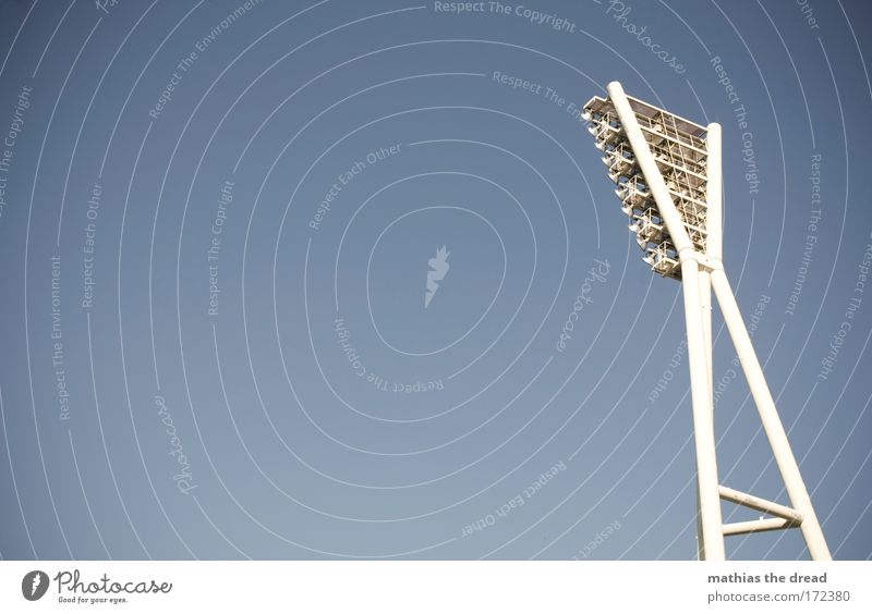 Big Lamp Colour photo Exterior shot Deserted Neutral Background Morning Day Shadow Sunlight Shallow depth of field Worm's-eye view Germany Skyline Park