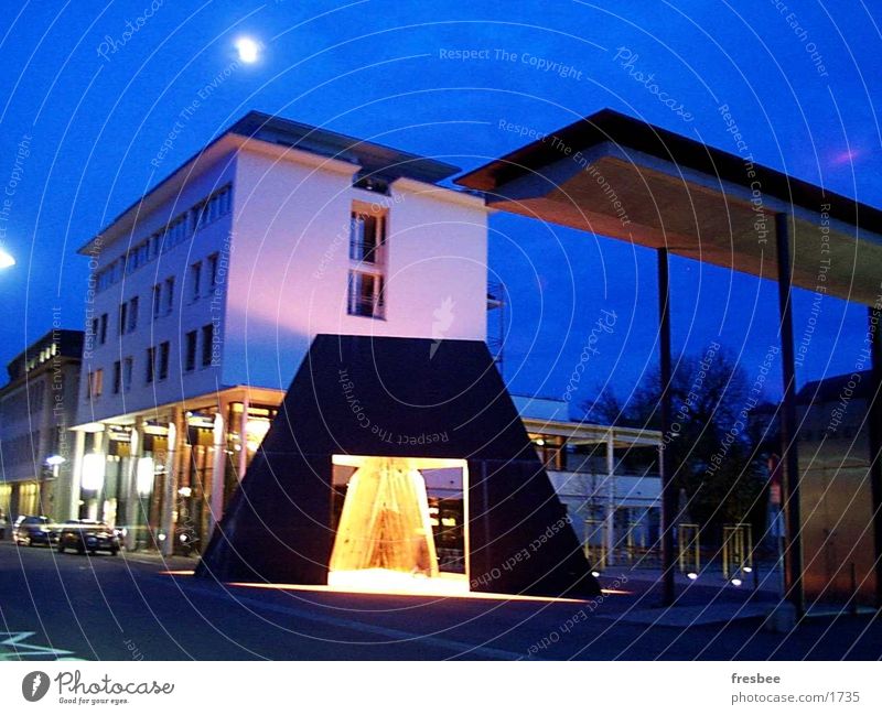 bruce nauman, truncated pyramid room at night Architecture truncated pyramid room at night lörrach