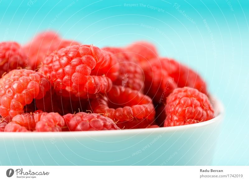 Bowl Of Fresh Raspberries Food Fruit Nutrition Eating Breakfast Organic produce Vegetarian diet Diet To feed Feeding Juicy Sweet Blue Multicoloured Red