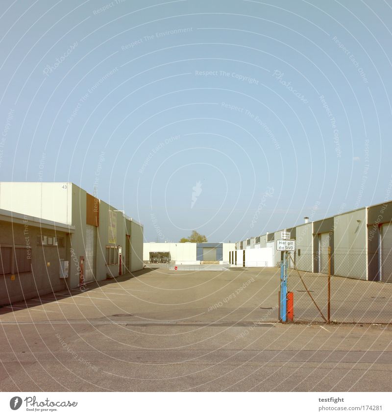 drive Colour photo Exterior shot Copy Space top Day Central perspective Economy Industry Logistics Company Industrial plant Factory Warmth Interior courtyard