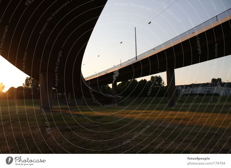 urban Subdued colour Exterior shot Deserted Copy Space bottom Twilight Shadow Contrast Sunrise Sunset Town Bridge Transport Traffic infrastructure Road traffic