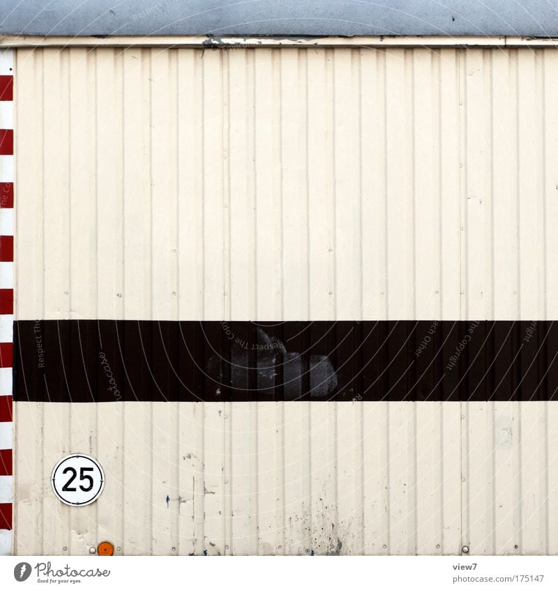 25. Colour photo Exterior shot Close-up Deserted Copy Space middle Deep depth of field Construction site Craft (trade) Transport Vehicle Caravan Site trailer