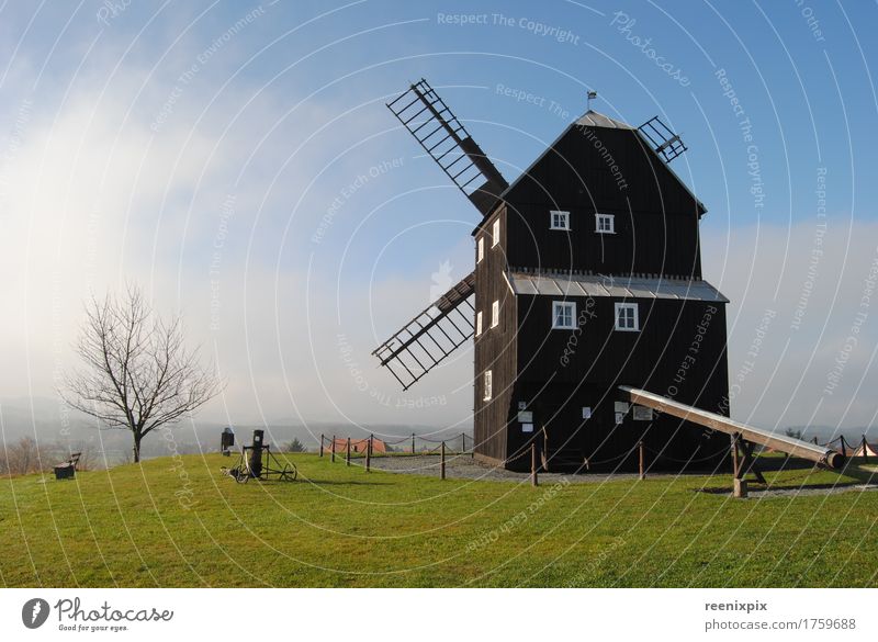 Kottmarsdorfer Bock windmill Landscape Clouds Sun Weather Fog Grass Village Manmade structures Tourist Attraction Landmark Monument Famousness Sharp-edged