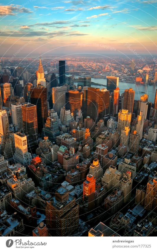 New York Colour photo Exterior shot Aerial photograph Deserted Evening Sunrise Sunset Bird's-eye view Wide angle Downward New York City Town Skyline