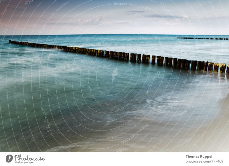 groynes Colour photo Exterior shot Deserted Copy Space top Copy Space bottom Day Evening Twilight Sunrise Sunset Long exposure Long shot Wide angle Tourism