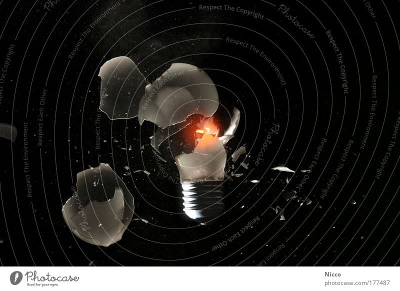 Bang! Studio shot Experimental Neutral Background Flash photo Energy industry Glass Metal Aggression Force Electric bulb tungsten Filament Glow Destruction