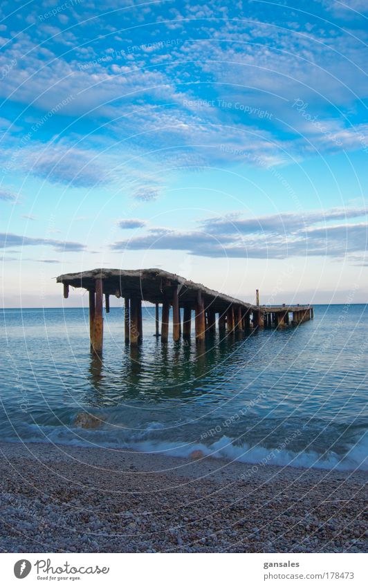 sundown on the sea Colour photo Exterior shot Deserted Morning Dawn Evening Twilight Night Light Shadow Contrast Sunlight Back-light Central perspective