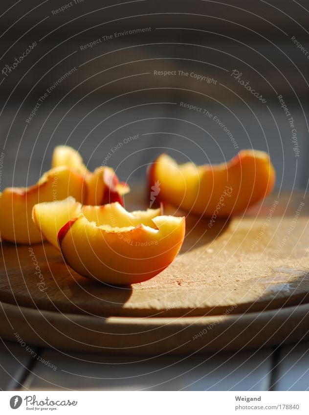 Song of Nectarine Colour photo Interior shot Close-up Copy Space top Evening Shadow Contrast Silhouette Back-light Shallow depth of field Food Fruit Nutrition